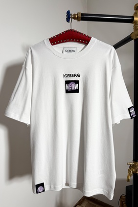 28122025111 - T-shirt - Iceberg