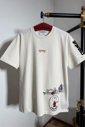 28122025102 - T-shirt - Iceberg