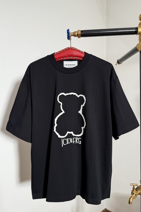 28122025106 - T-shirt - Iceberg