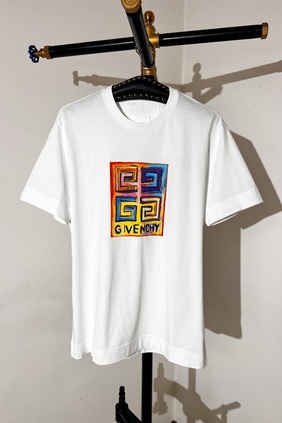 1904202409 - T-shirt - Givenchy